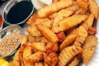 Hình ảnh Khoai tây chiên bơ tỏi