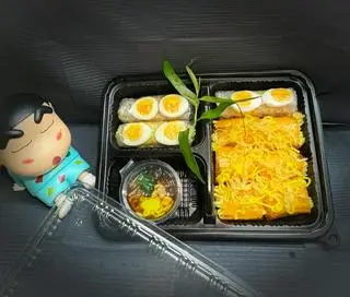 Hình ảnh Combo 1 - cuộn bơ - cuộn lòng đào