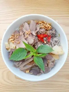 Hình ảnh Bún ngan mọc mề gan trộn