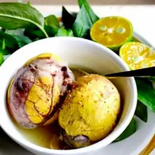 Hình ảnh Trứng Lộn Răm Gừng - 2 Quả