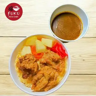 Hình ảnh Cơm Cà Ri Thịt Gà & Trứng Omelette