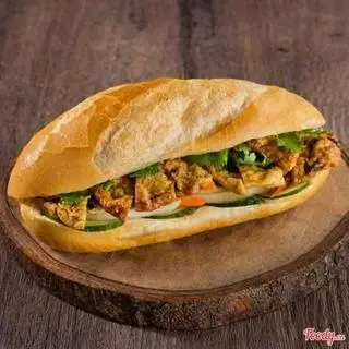 Hình ảnh Bánh mì chả cá nóng