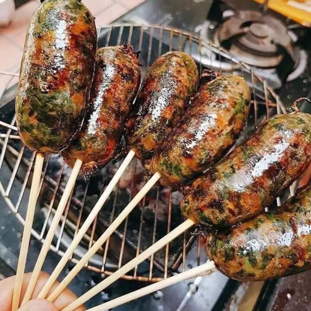 Hình ảnh Dồi Sụn Nướng - 1 Chiếc