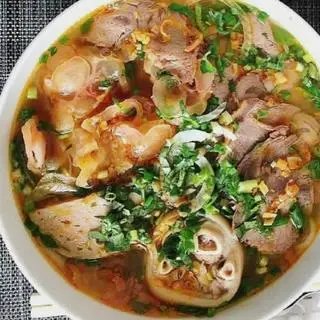 Hình ảnh Bún bò thập cẩm full toping ( tô lớn kèm muỗng đũa)