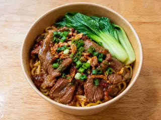 Hình ảnh Mì trộn bò xào