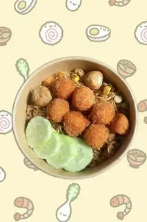 Hình ảnh Mì Trộn Viên Hải Sản Phô Mai