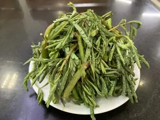 Hình ảnh Rau nhút thêm 