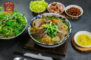 Hình ảnh BÚN BÒ THƯỜNG