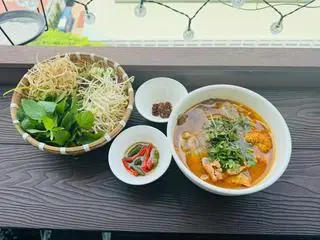 Hình ảnh Bún Bò " Tam Bảo Cố Đô"