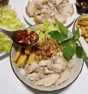 Hình ảnh Bún nước tương thịt luộc ( tặng ly coca)