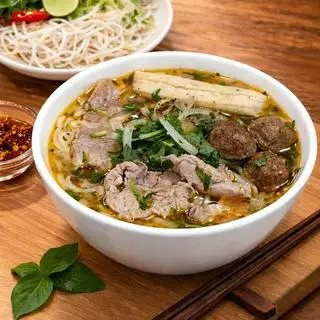 Hình ảnh Bún Bò Đặc Biệt - Full Topping ⭐