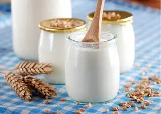 Hình ảnh Sữa chua Bà Bổng (3 hủ)