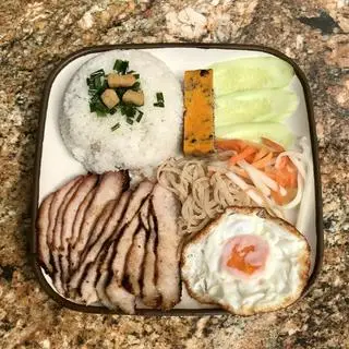 Hình ảnh Cơm nọng heo đặc biệt