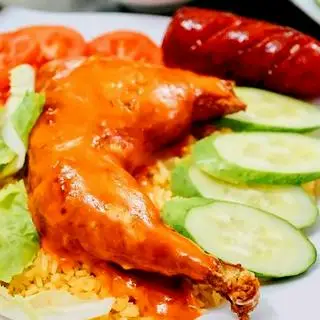 Hình ảnh Cơm gà góc tư sốt me