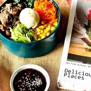 Hình ảnh Cơm trộn bò sốt bulgogi