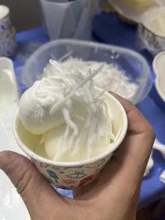 Hình ảnh kem dừa tươi