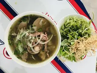 Hình ảnh Bún bò thập cẩm