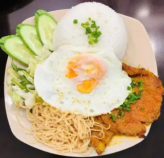 Hình ảnh Cơm sườn bì trứng