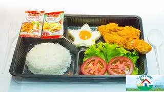 Hình ảnh Cơm gà sốt Japan đặc biệt - omelet