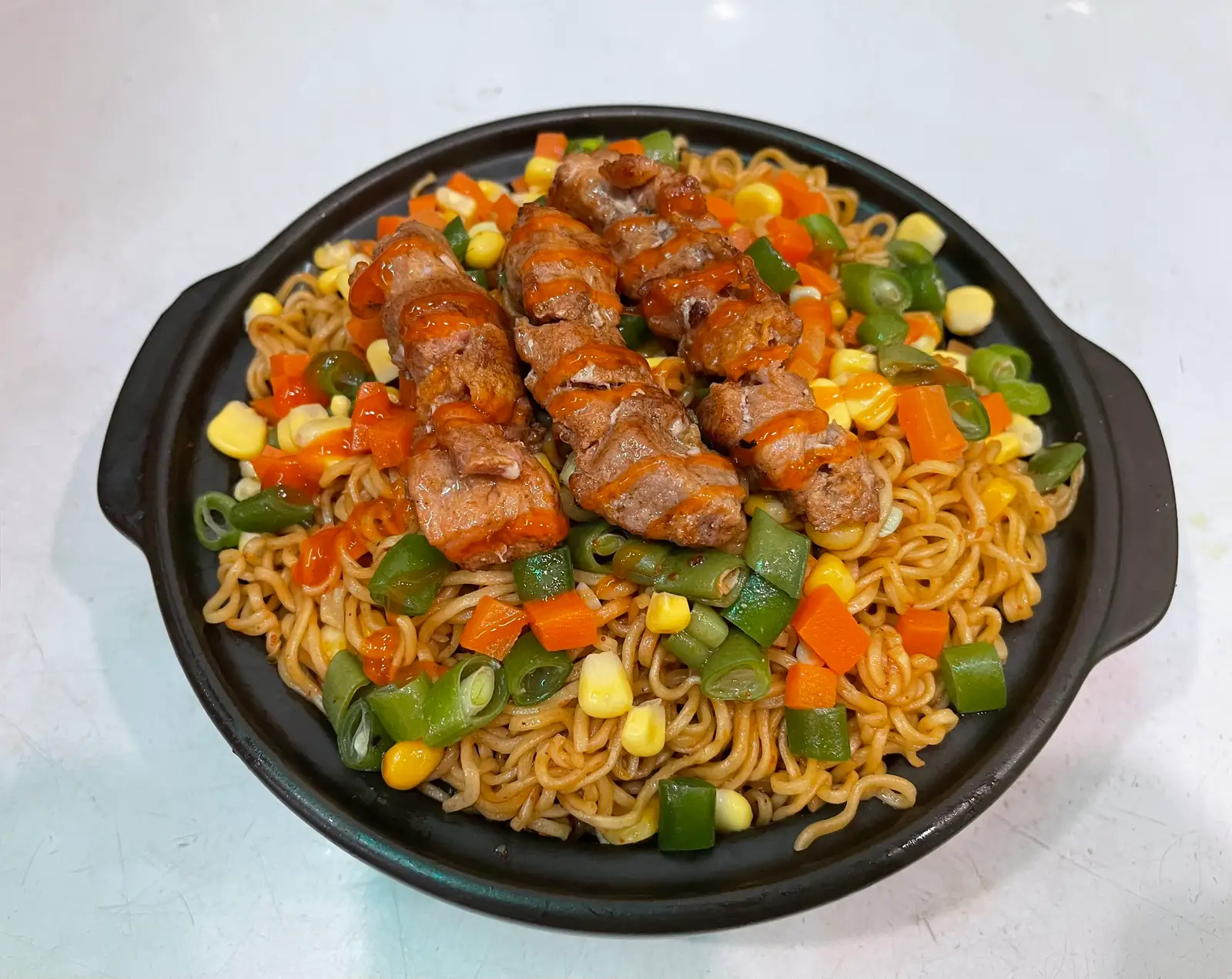 Hình ảnh 2  goi mỳ indomie trộn 4 que  thịt xiên nướng +rau cu