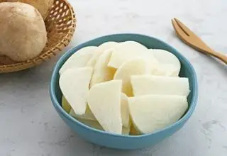 Hình ảnh Củ đậu gọt sẵn