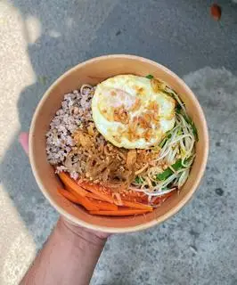 Hình ảnh Miến trộn trứng - thịt bằm