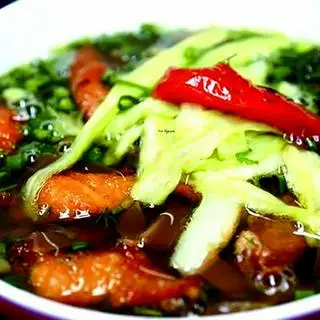 Hình ảnh Bánh đa đỏ cá rô giòn