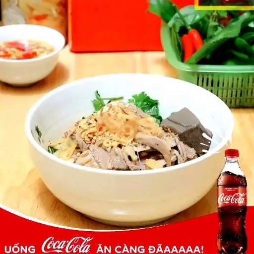 Hình ảnh Bún ngan trộn - coca