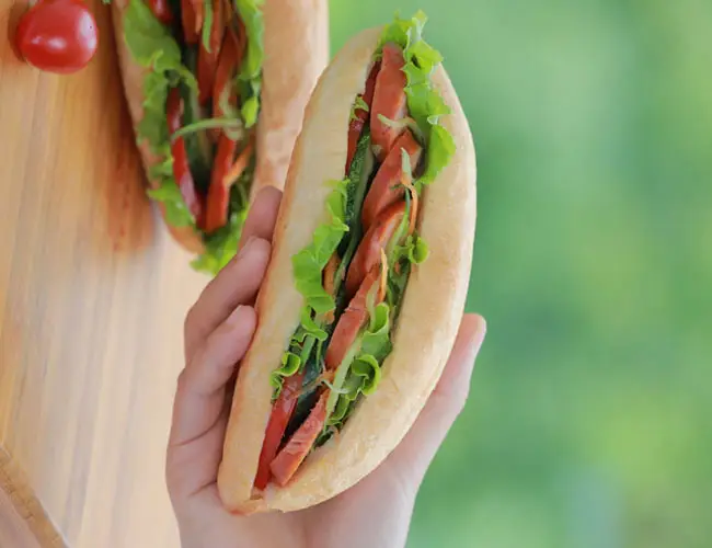 Hình ảnh Bánh Mì Xúc Xích