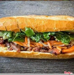 Hình ảnh BM pate xúc xích + trà Đào 