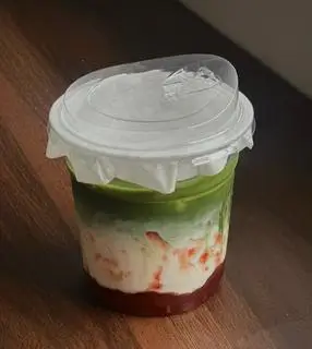 Hình ảnh Strawberry matcha