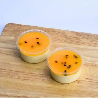Hình ảnh Pana Cotta Vị Chanh Dây 