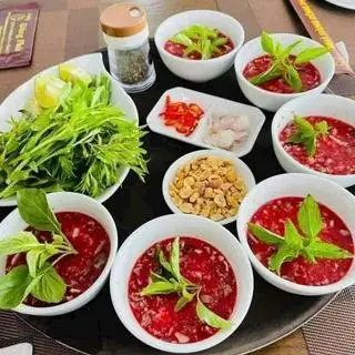 Hình ảnh Tiết canh ngựa