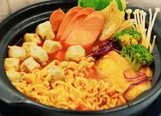 Hình ảnh Mì cay cá viên