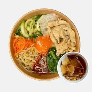 Hình ảnh Cơm trộn gà nấm 