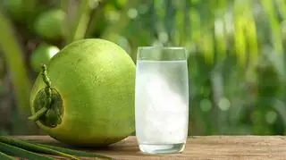 Hình ảnh Dừa đá đường