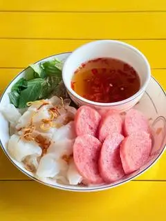 Hình ảnh Bánh Ướt nem chua