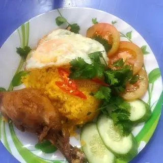 Hình ảnh Cơm trứng ốp la
