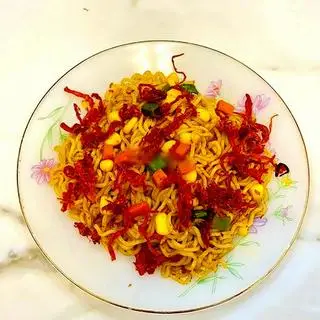 Hình ảnh Mì trộn bò khô