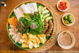 Hình ảnh bún đậu thập cẩm vừa