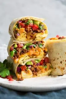 Hình ảnh TACO LỢN BBQ SỐT PHOMAI 