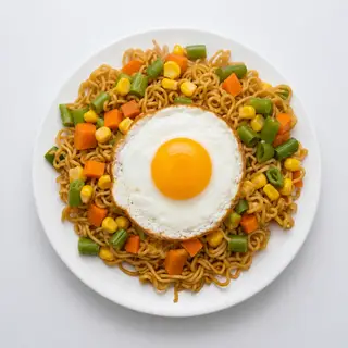 Hình ảnh Mì trộn trứng ốp