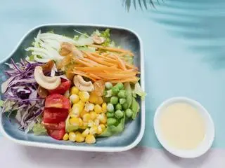 Hình ảnh Vegan salad ( Salad Rau Củ Quả Hạt) - sốt nhiệt đới