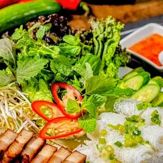 Hình ảnh Bánh Hỏi Thịt Nướng
