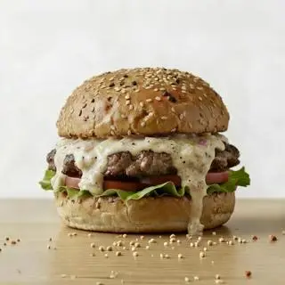 Hình ảnh Burger Bò Tiêu xanh - Kem hành