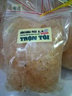 Hình ảnh Bánh tráng trộn tỏi