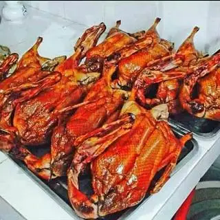Hình ảnh Ngan quay cả con