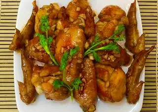 Hình ảnh Mì gà mắm tỏi