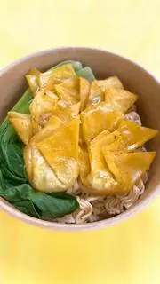 Hình ảnh Mì trộn hoành thánh mini chiên