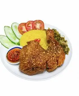 Hình ảnh Cơm Gà Sốt Mắm Tỏi (size lớn)